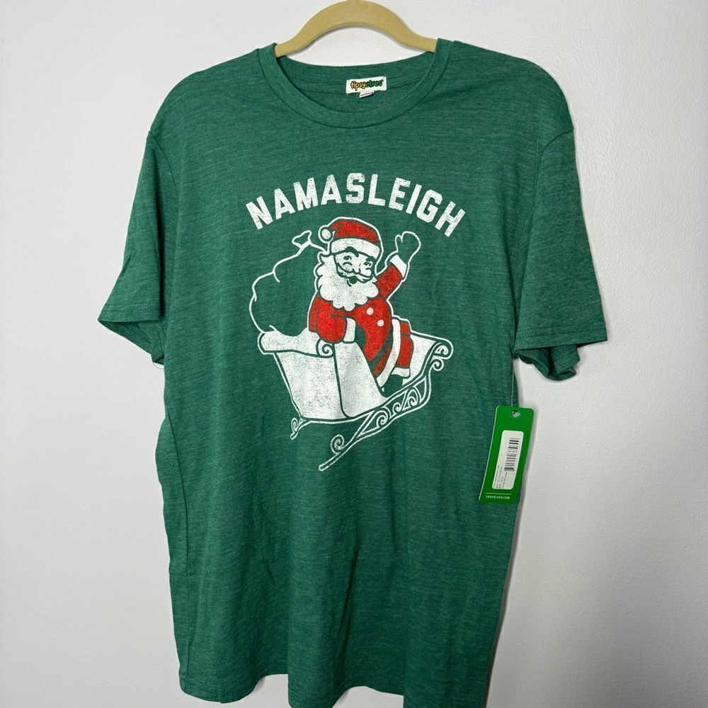Tipsy Elves Namasleigh tee size large